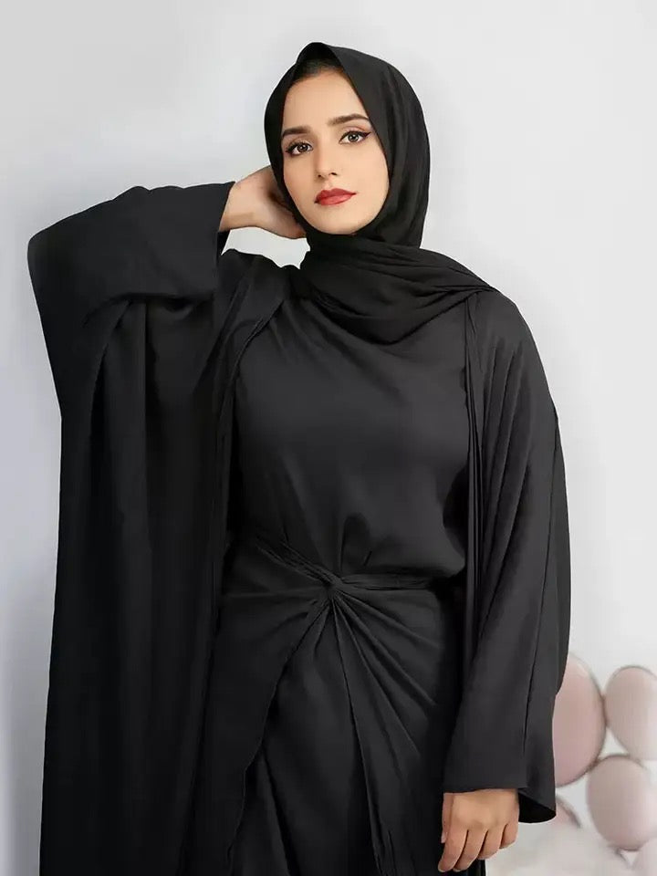 Three piece abaya set