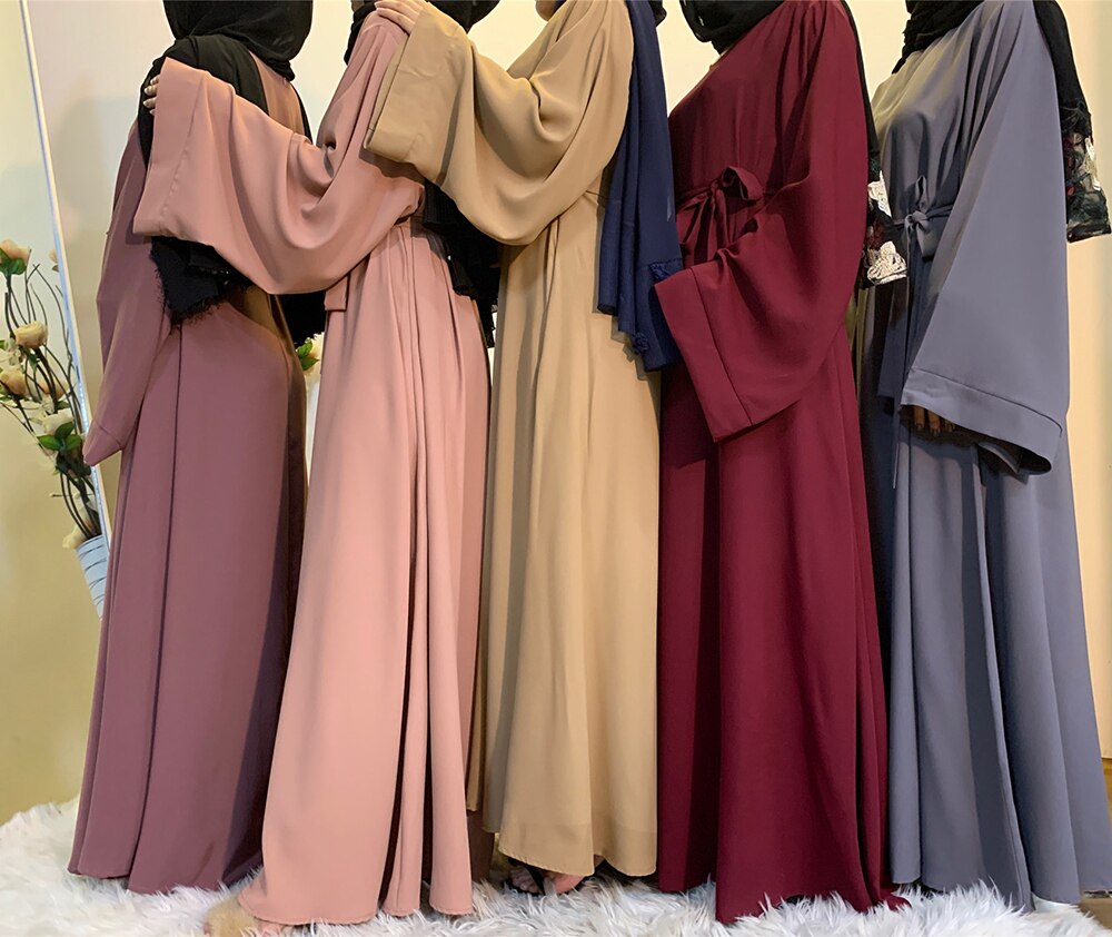 Wide sleeve abaya